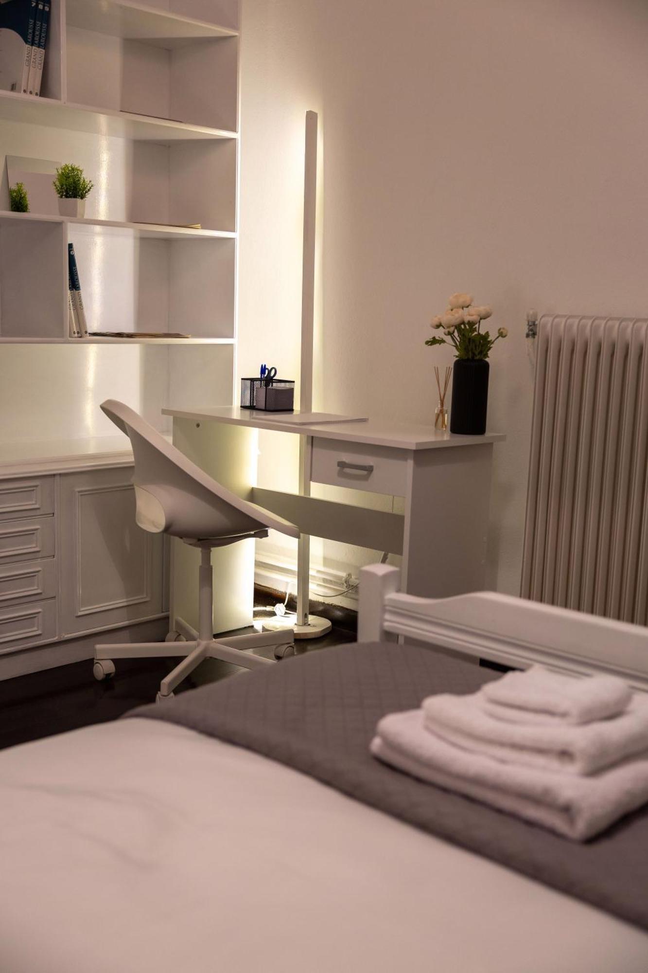 Garibaldi Apartment Ioannina Ngoại thất bức ảnh